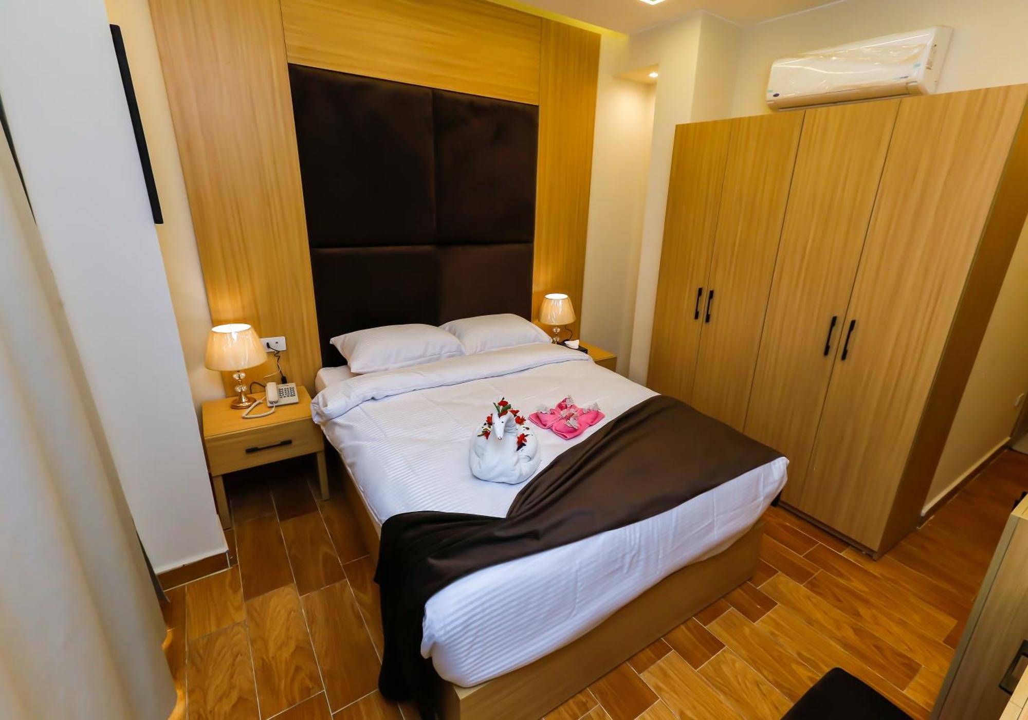 Rizk Pyramids View Hotel Kafret el-Gabal Dış mekan fotoğraf